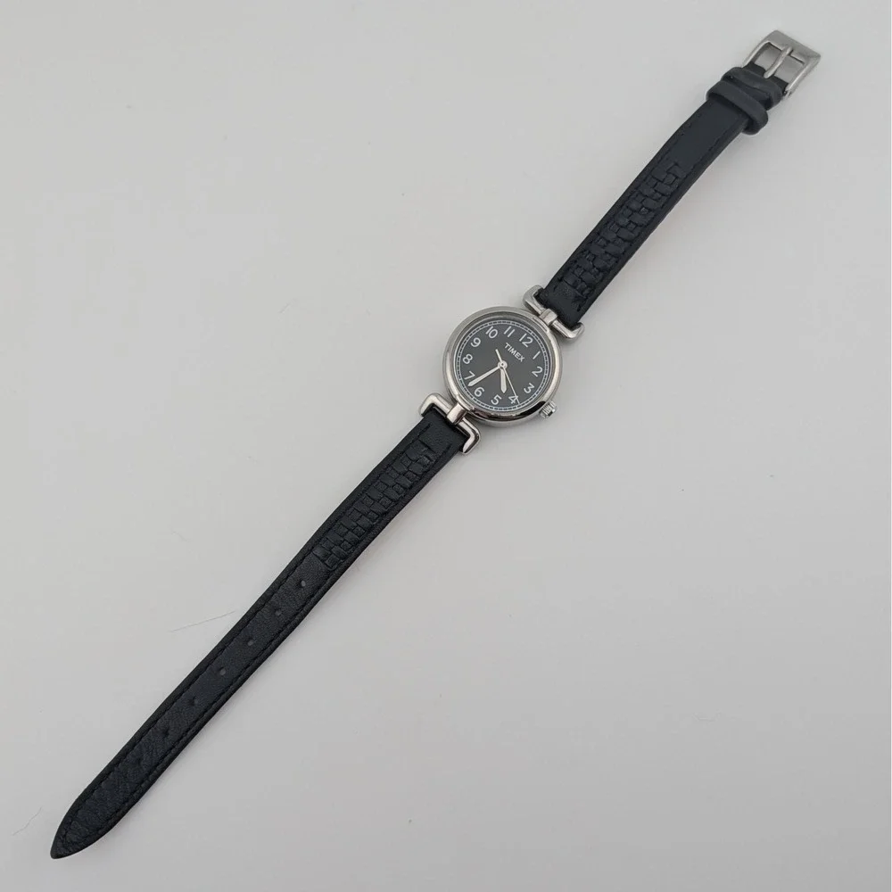 Timex Dark Brown Dial Leather Strap Watch Silver Tone‎ Quartz